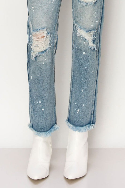 DISTRESSED FRAYED STRAIGHT LEG DENIM