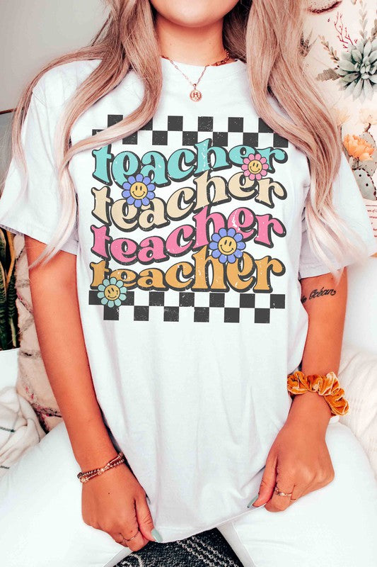 RETRO CHECKER TEACHER GRAPHIC TEE