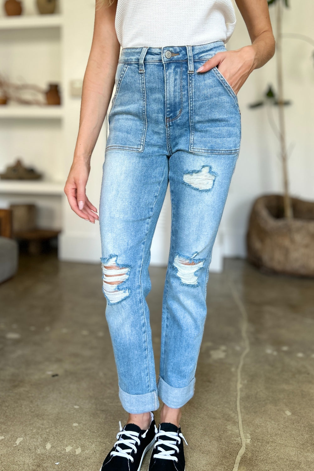 Distressed Judy Blue Straight Leg Jeans