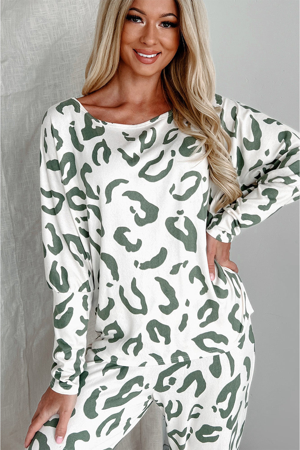  Animal Leopard Sage Print Long Sleeve Loungewear Set