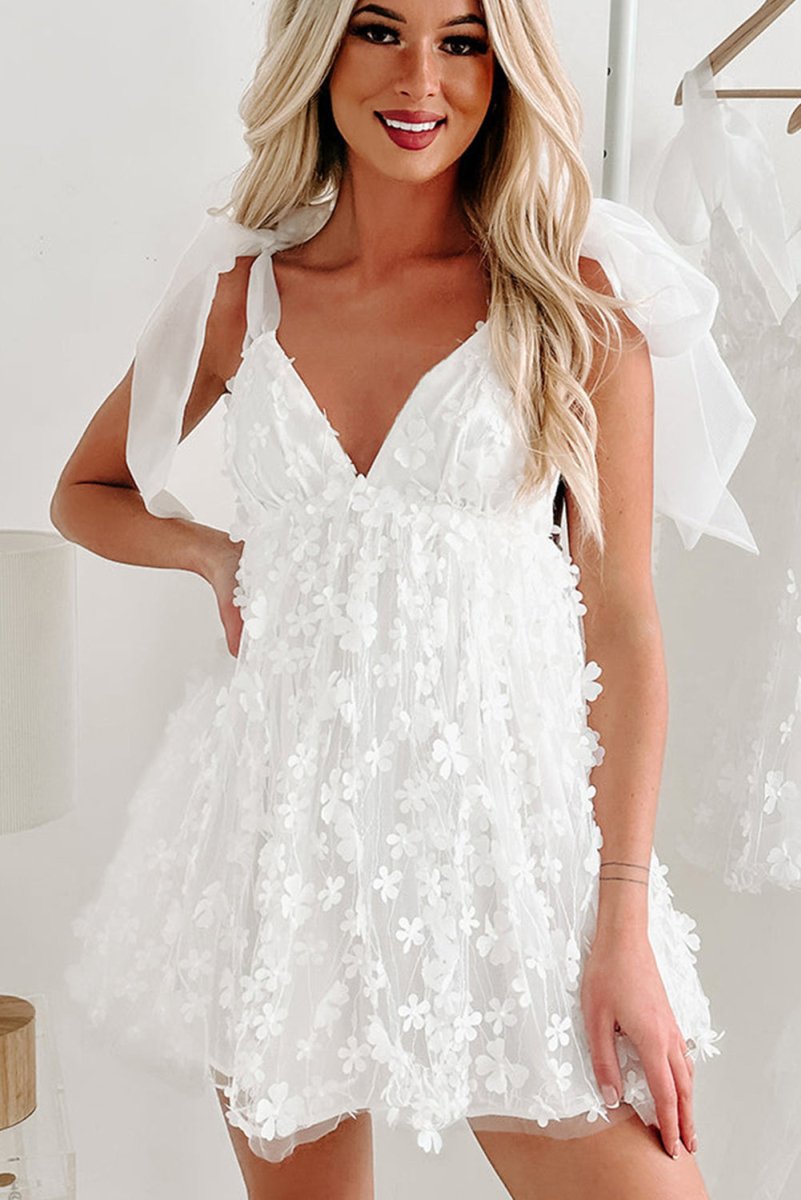 Elegant White Flower Applique Puffy Dress - Klazzi Fashion Boutique