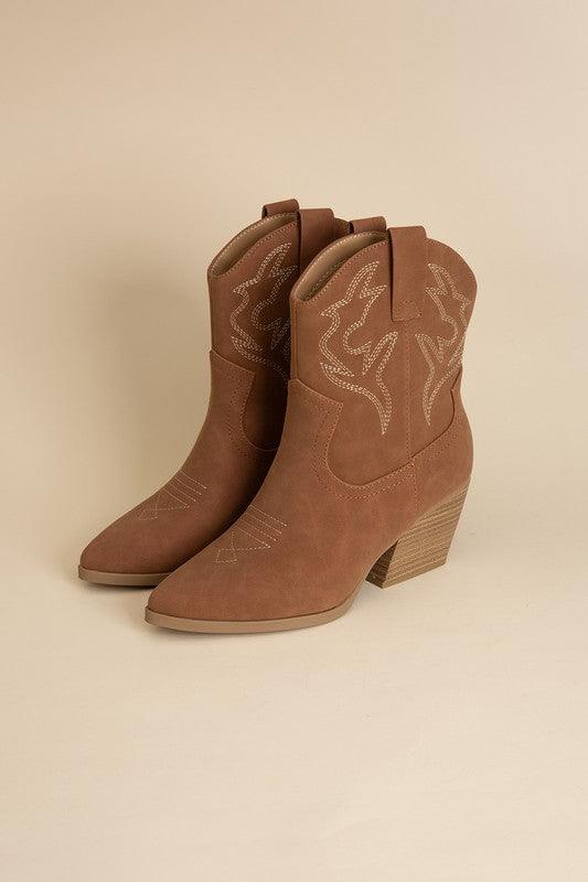 Jenna Chic Western Boots - Klazzi Fashion Boutique