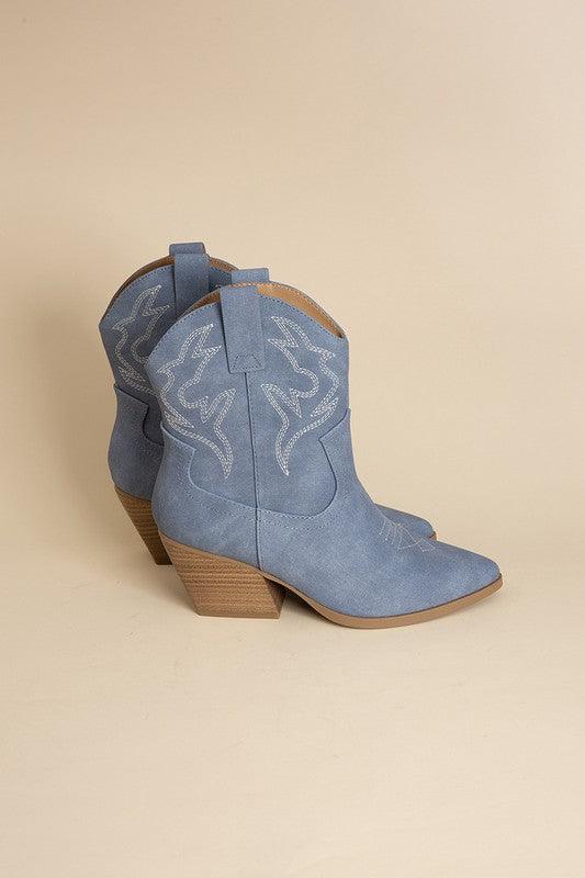 Jenna Chic Western Boots - Klazzi Fashion Boutique