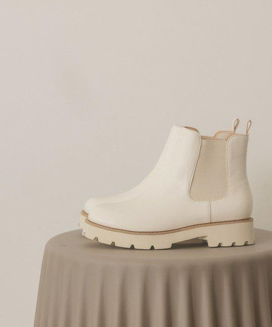 Oasis Society Gianna Chunky Boot - Klazzi Fashion Boutique